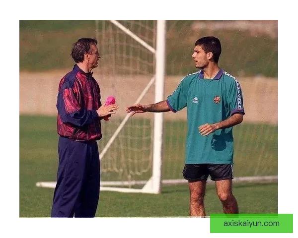 克鲁伊夫与米歇尔斯如何影响现代足球发展，双子星的足坛革命值得关注